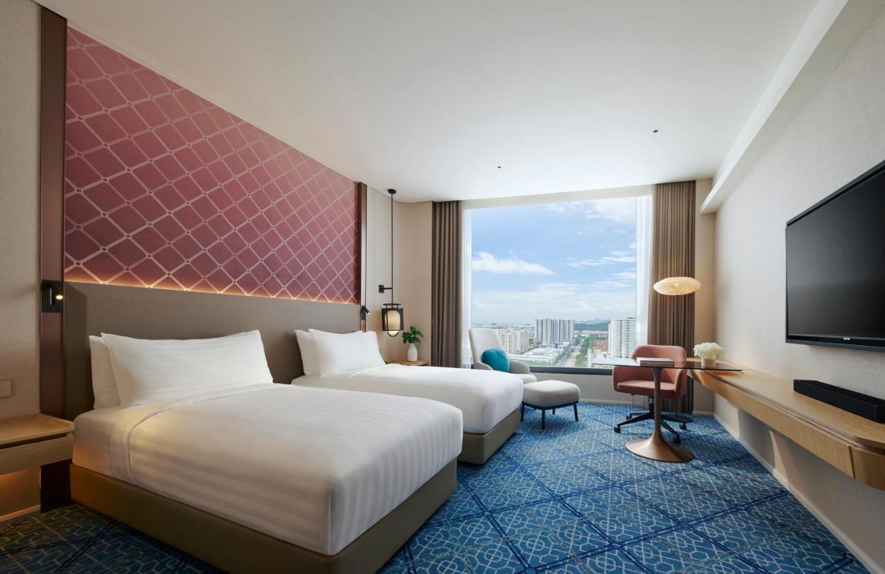 Hotel Amari Spice Penang Bayan Lepas Exterior foto